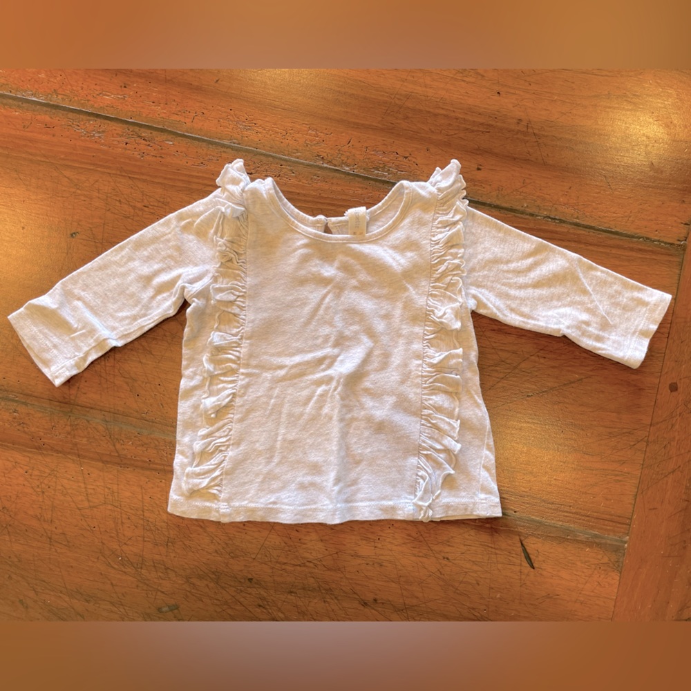 VIGNETTE | Toddler 2Y gray 3 quarter sleeve ruffle shirt w keyhole button